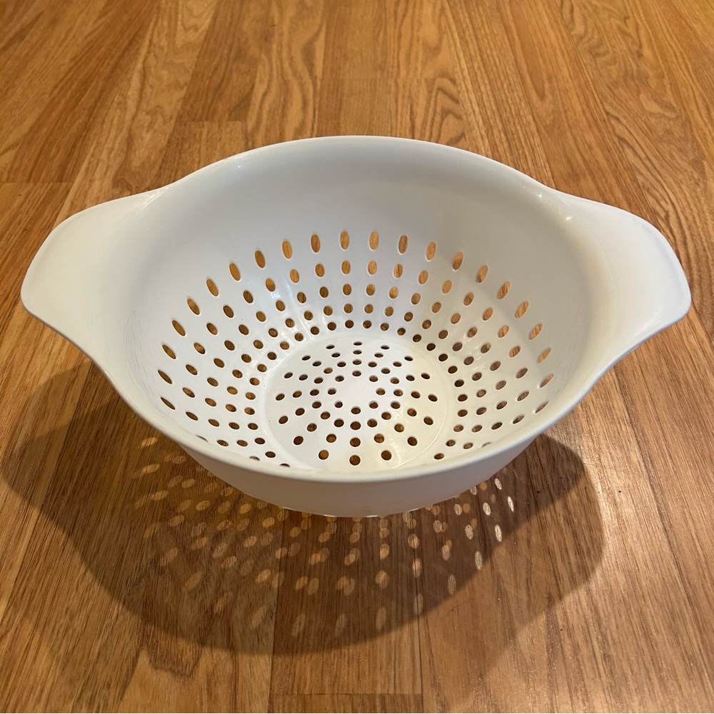 ‼️Plastic Colander / Strainer‼️ - Picture 2 of 2